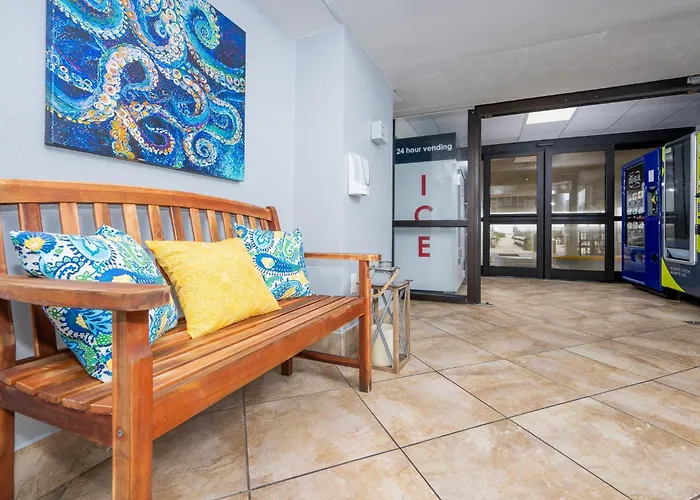 Island Winds East 207 Apartment